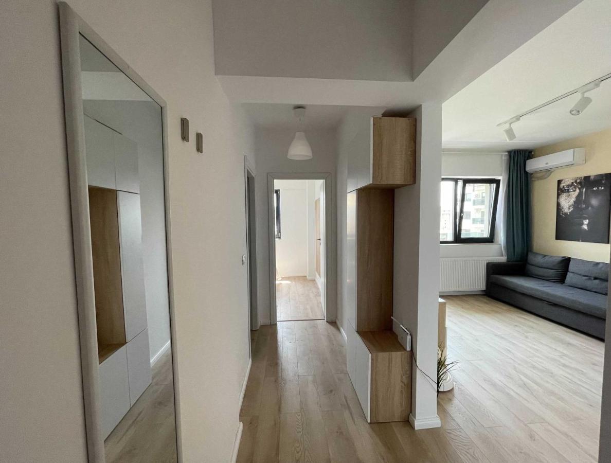 Oasis Luxury Apartment Near Presidential Palace Бухарест Екстер'єр фото